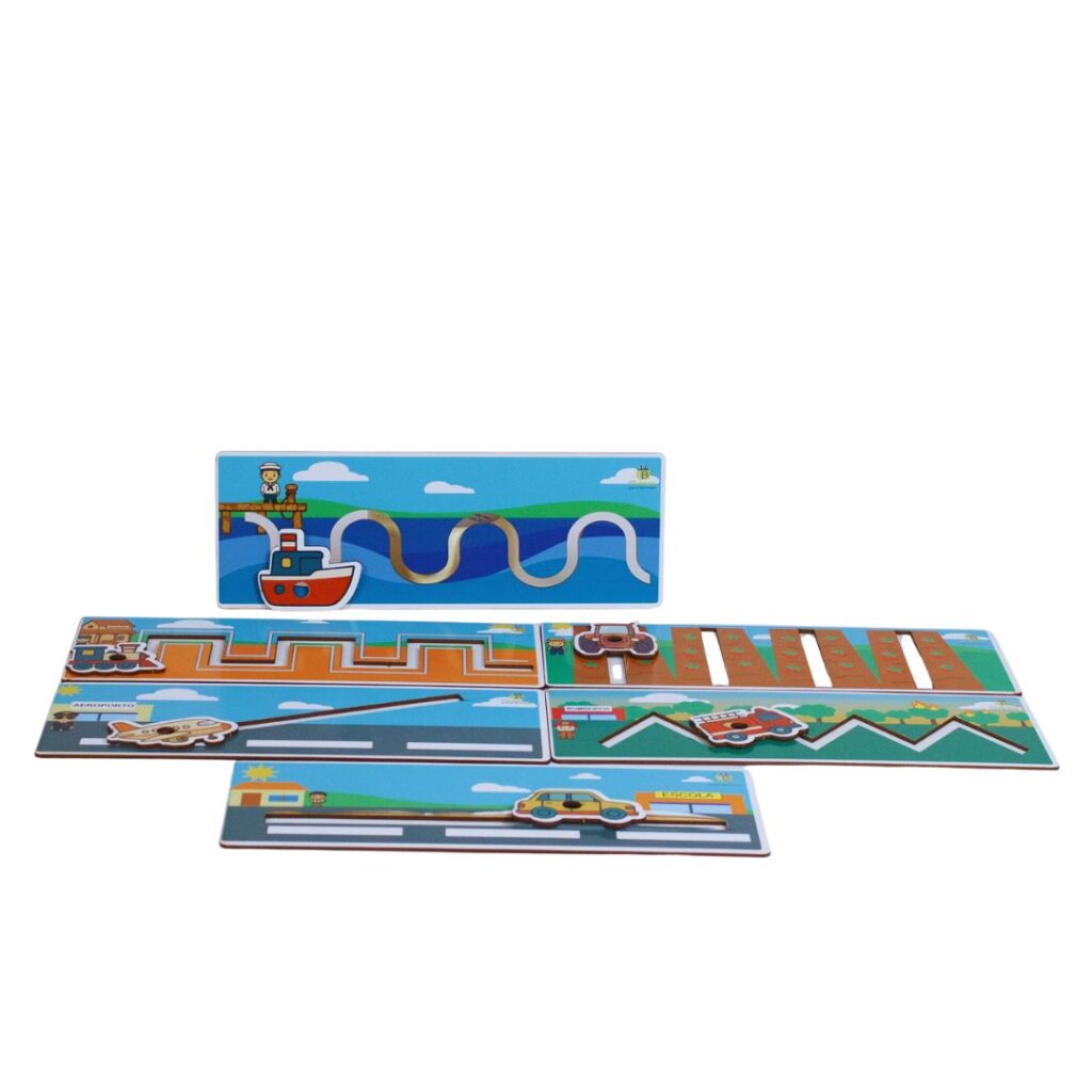 Réguas Psicomotoras da Materiais para Brincar, mostrando uma régua em MDF com um veículo sendo usado para traçar um caminho com um lápis.